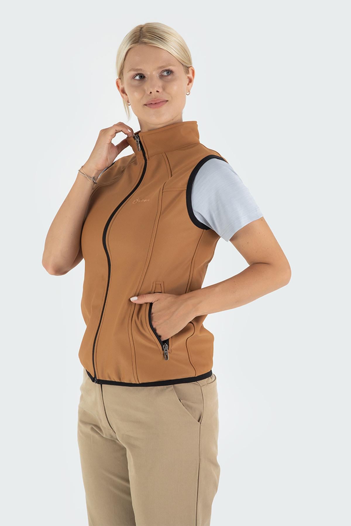 Ruby Outdoor Softshell Yelek