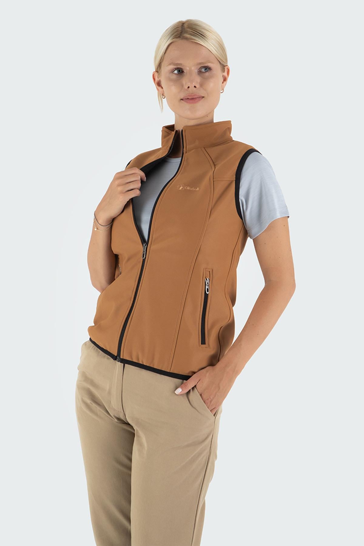 Ruby Outdoor Softshell Yelek