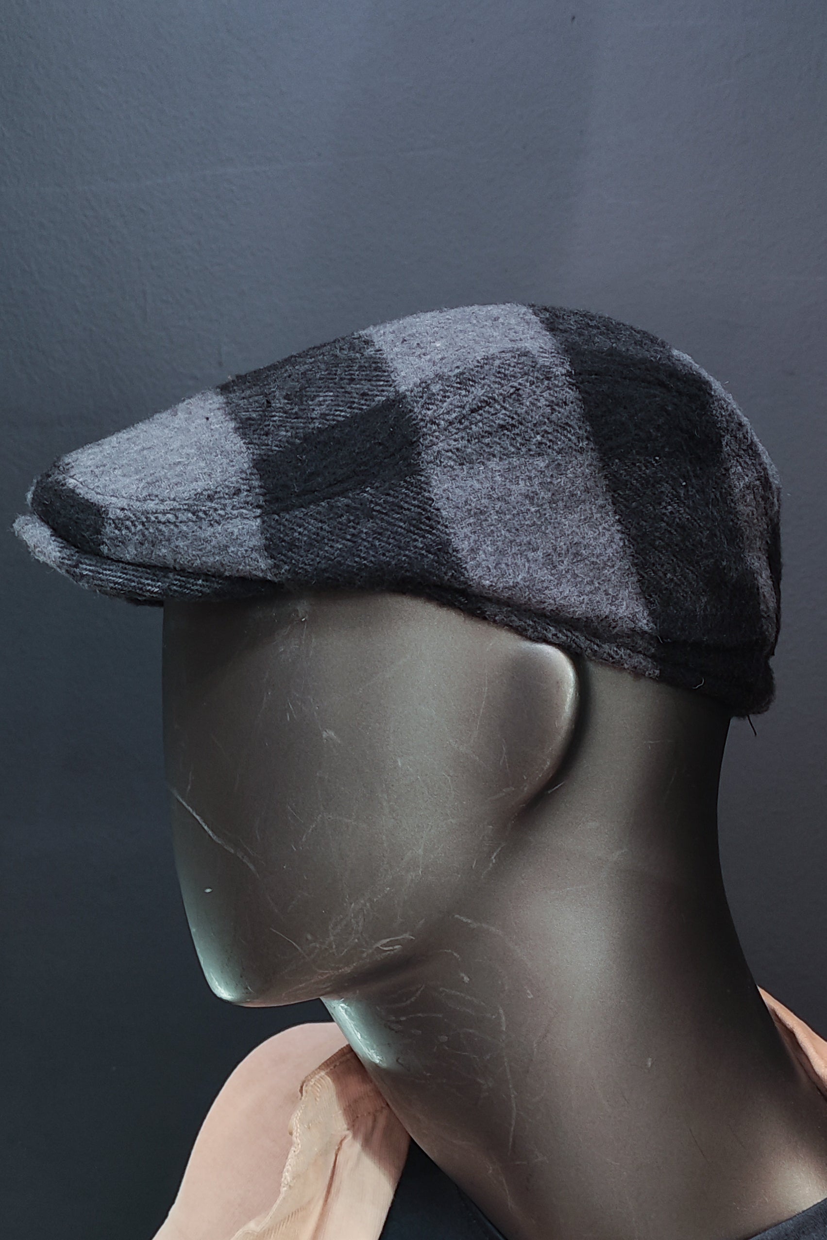 Kaşe Kasket Siyah Gri Ekose